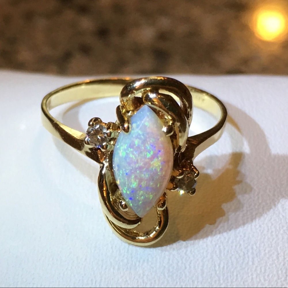 Beautiful opal ring